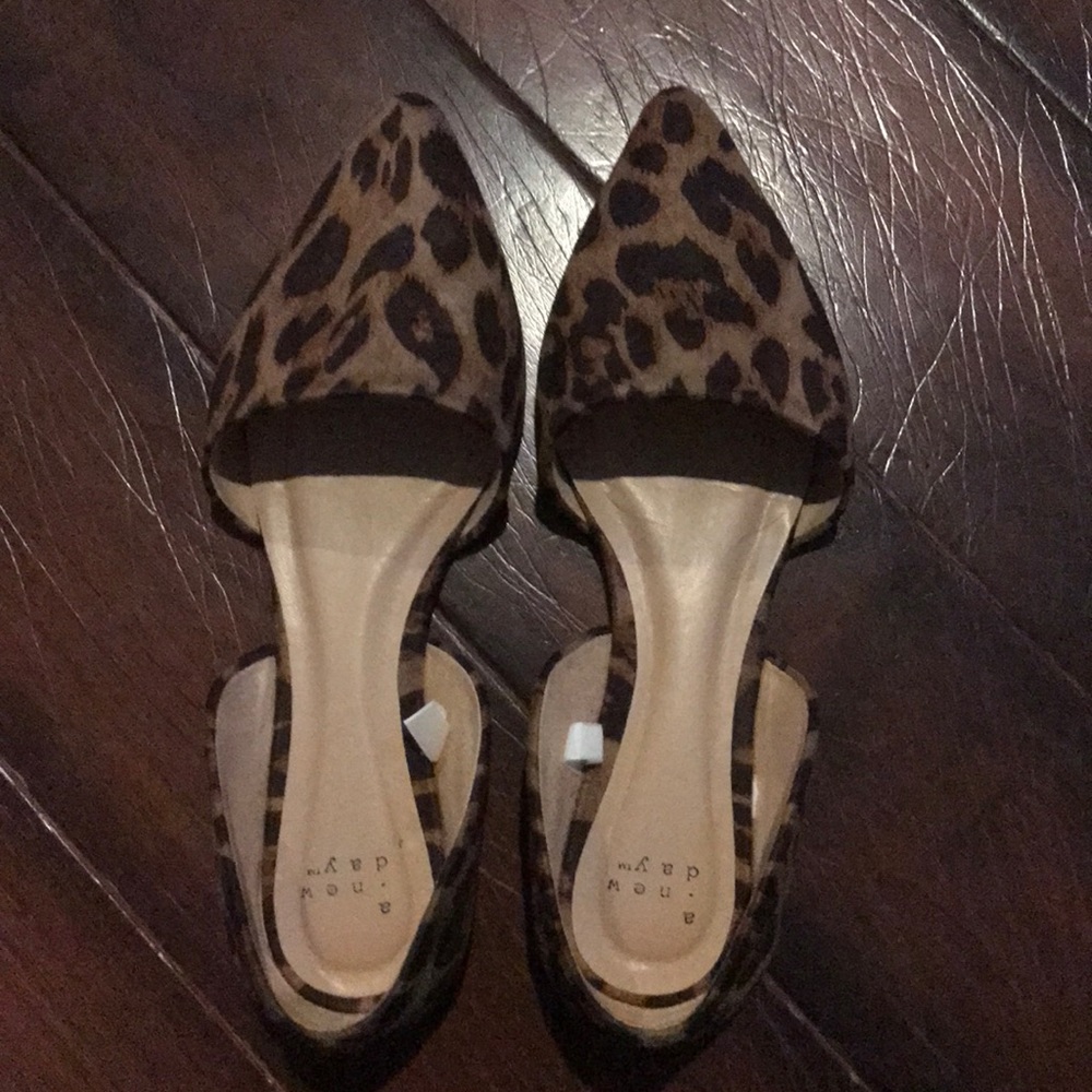 Leopard flats